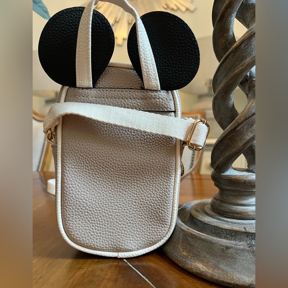 Disney Mickey Mouse with Ears Crossbody Bag | Primark Exclusive - Picture 4 of 6